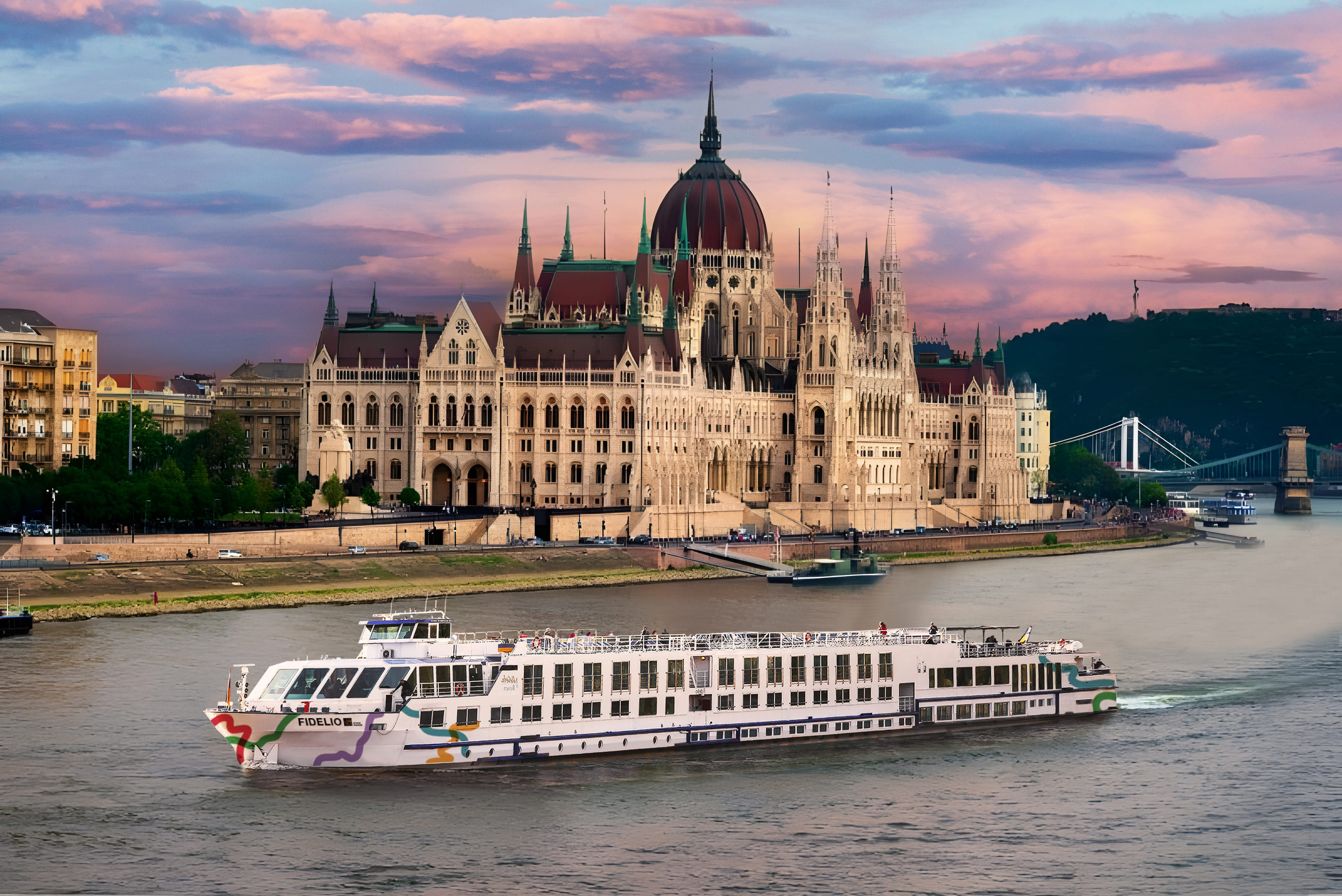 MS FIDELIO CRUCEROS DANUBIO CRUCEMUNDO CRUCEROS FLUVIALES DANUBE CRUISES #Danubio #DanubeCruises #CrucerosDanubio #CrucerosFluviales #Budapest #Esztergom #Viena #Bratislava #Melk #Crucemundo #Budapest #CruceroClick #Creuers #Bidaiak